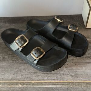 ASOS DESIGN Fawn flatform jelly mules